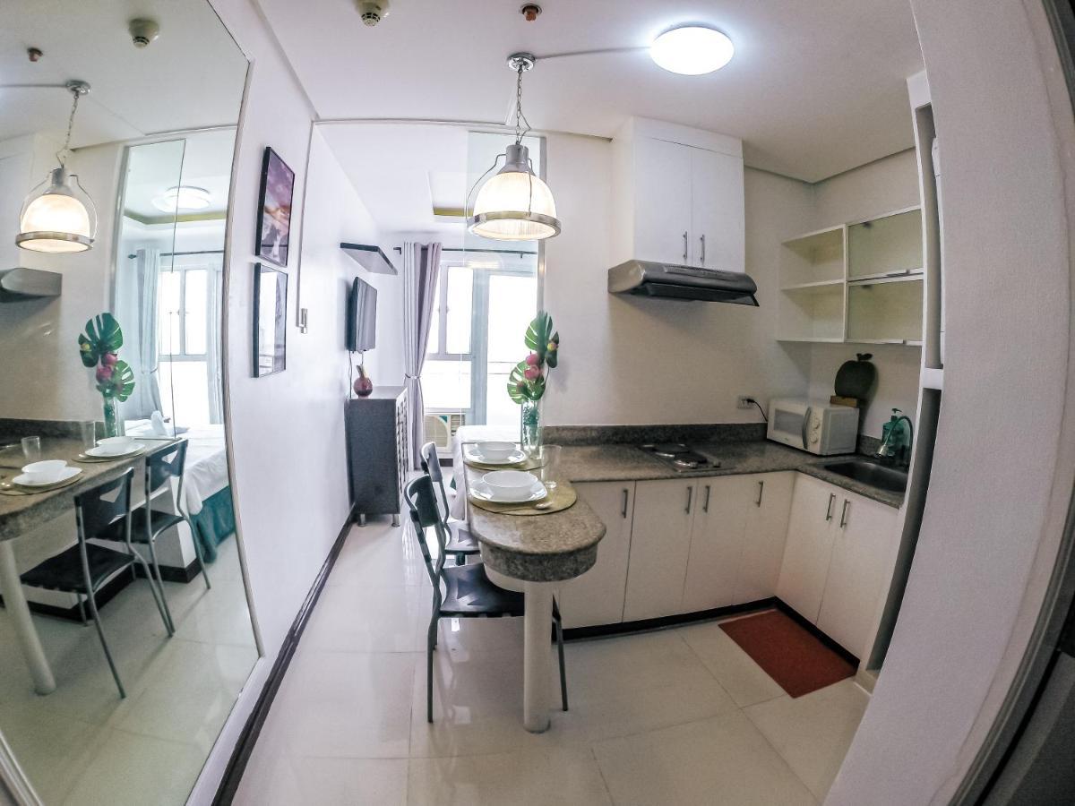 Birch Tower - Malate Rooms マニラ市 エクステリア 写真