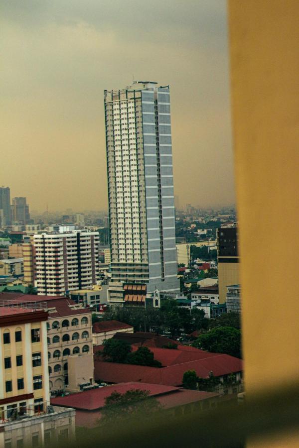 Birch Tower - Malate Rooms マニラ市 エクステリア 写真