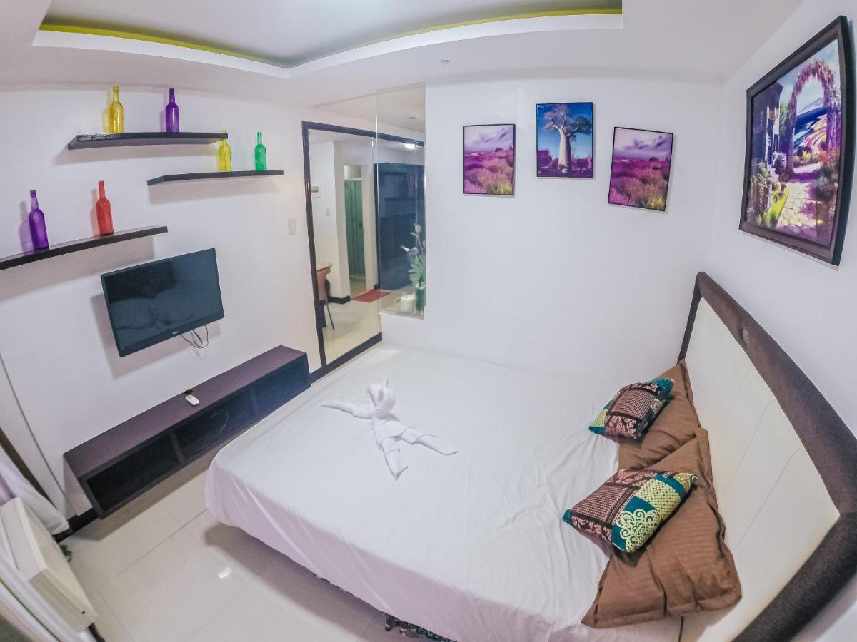 Birch Tower - Malate Rooms マニラ市 エクステリア 写真